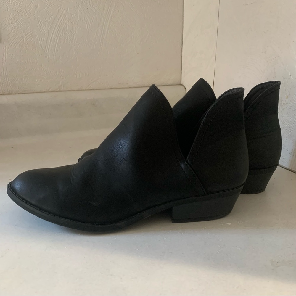 Women’s Size 10 Ankle Boots